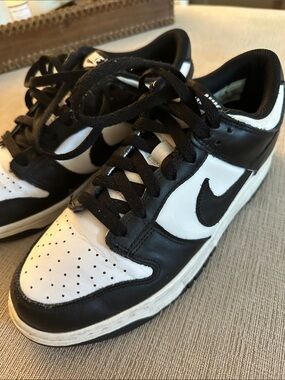 Nike Dunk Panda Black Low Retro Sneakers